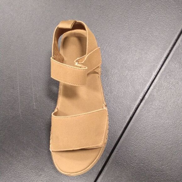 Shoes - Brown Sandels With Velcro Straps